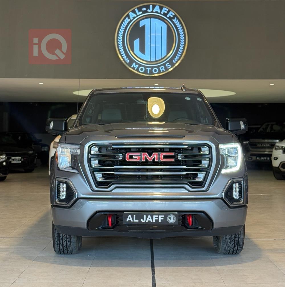 GMC Sierra